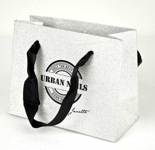 Merchandise & Magazines