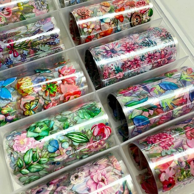 Nail art foil box 02 close up